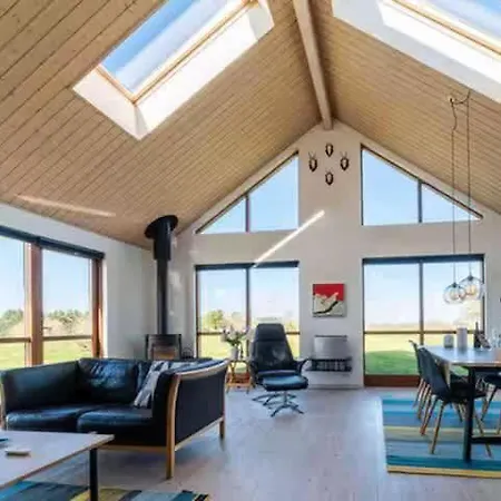 Modern Vacation By Forrest And Golf Field Feriehus