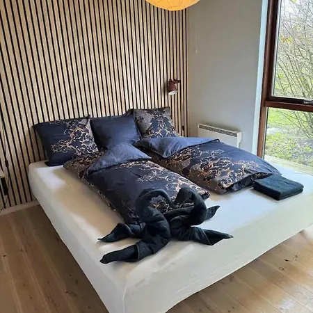 Modern Vacation By Forrest And Golf Field *