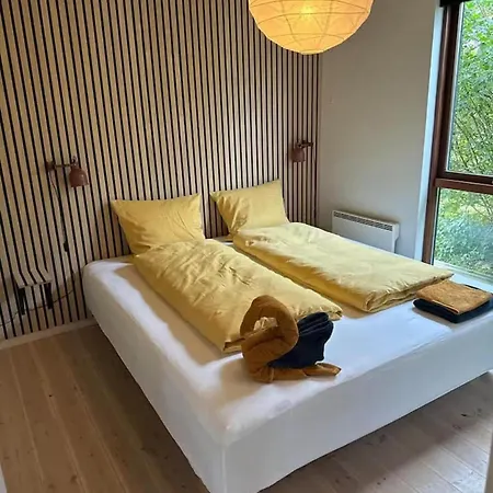 Feriehus Modern Vacation By Forrest And Golf Field *