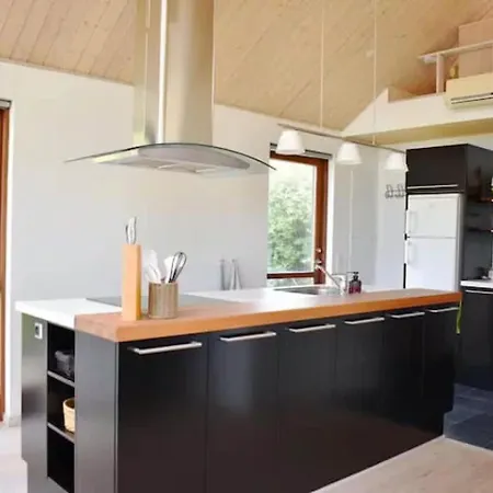 Feriehus Modern Vacation By Forrest And Golf Field *