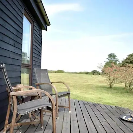 Feriehus Modern Vacation By Forrest And Golf Field *